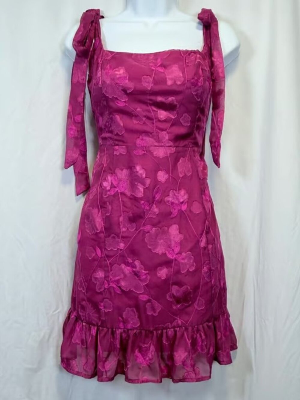 Lulus Mini Dress Floral Embroidered Tie Shoulder Magenta Pink Ruffle Hem Size L